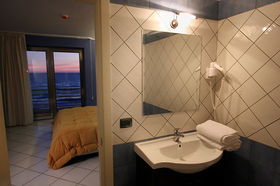 Hotel Ancora - photo 4