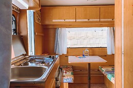 GLAMPING CARAVAN LA COSTA