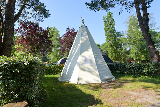 Camping de l'Etang du Pays Blanc - photo 1