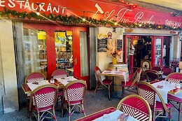 Le Tire Bouchon