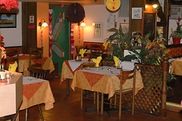 Aux 2 Roses (restaurant)
