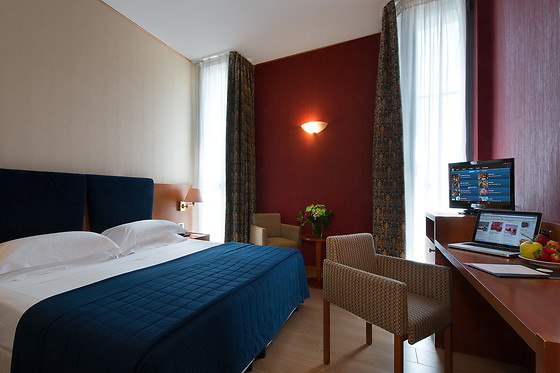Hotel Parma e congressi - photo 0