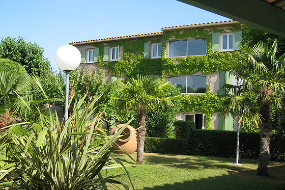 Logis Hotel Uzès Pont du Gard - photo 1