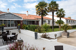 Hôtel Les Cleunes***
