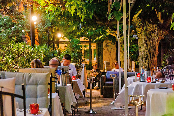LE VALLON DE VALRUGUES HOTEL SPA & VILLAS. - photo 1
