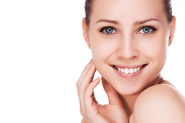THE BEAUTY CORNER - MARTA MONNE