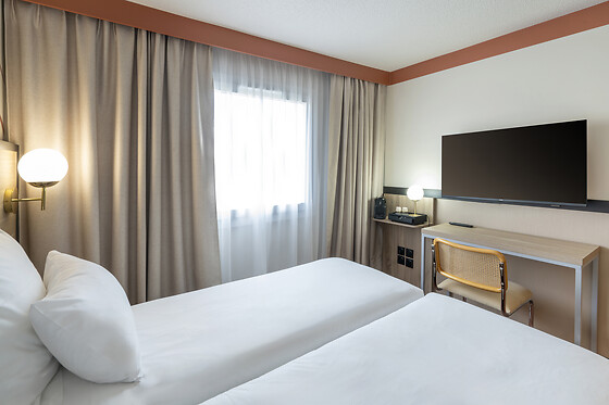 Futur Sure Hotel by Best Western Caen Memorial *** - photo 2