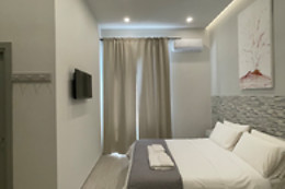 NAPTOWN ROOMS