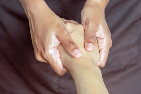 Les mains d'Emma - photo 4
