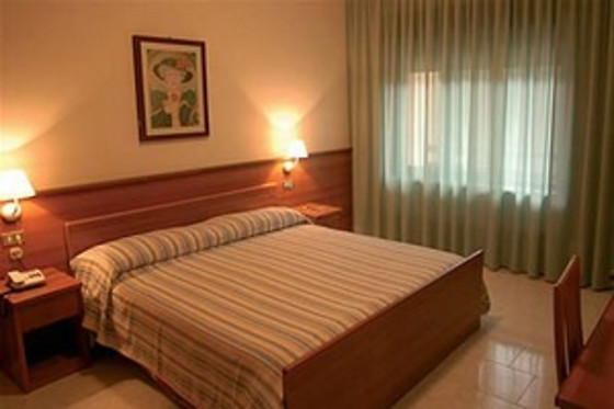 Hotel Mirage - photo 0