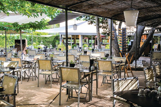 Lautraix Restaurant - photo 0